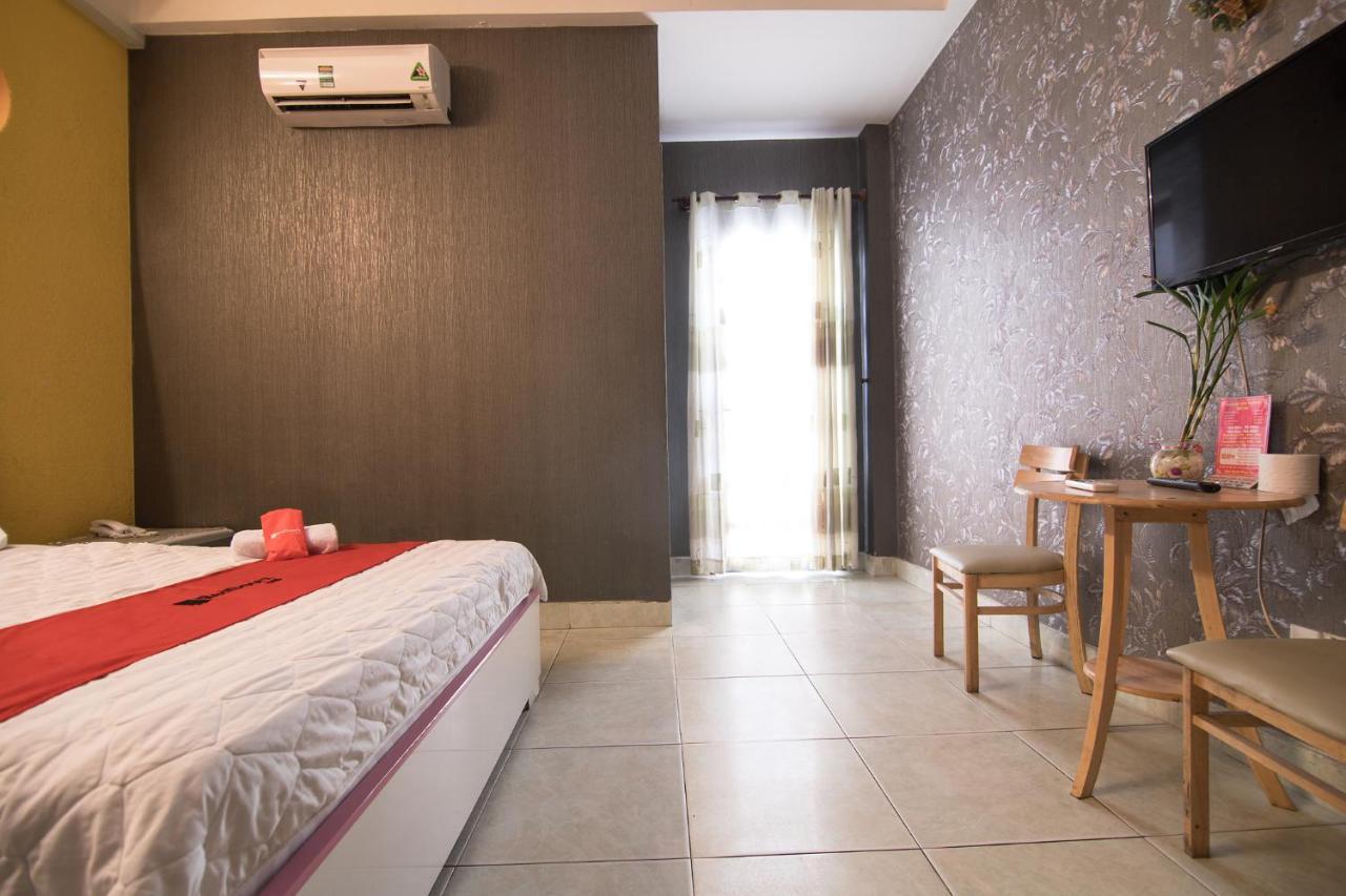 Reddoorz Plus Near Aeon Mall Tan Phu 2 Hô Chi Minh-Ville Extérieur photo